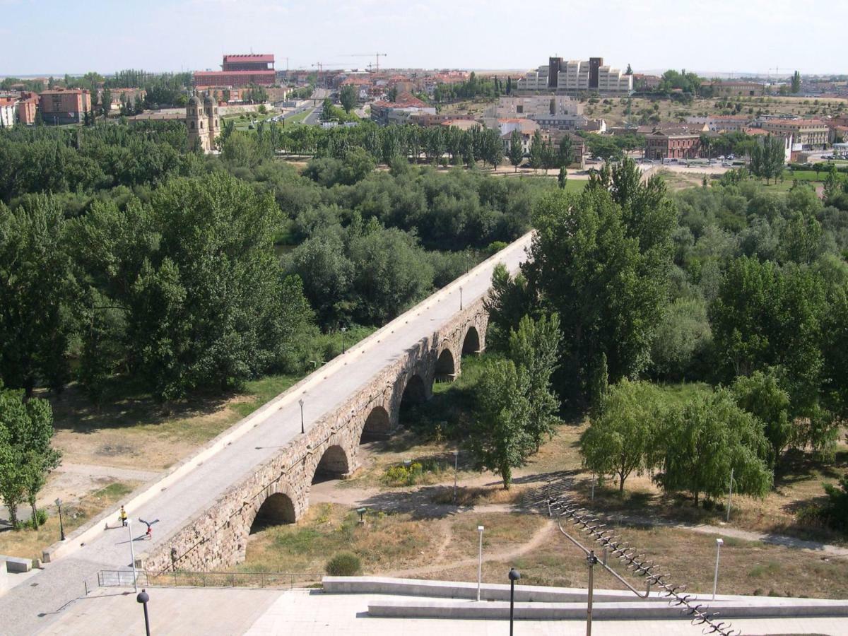 Ribera Del Puente Appartement *